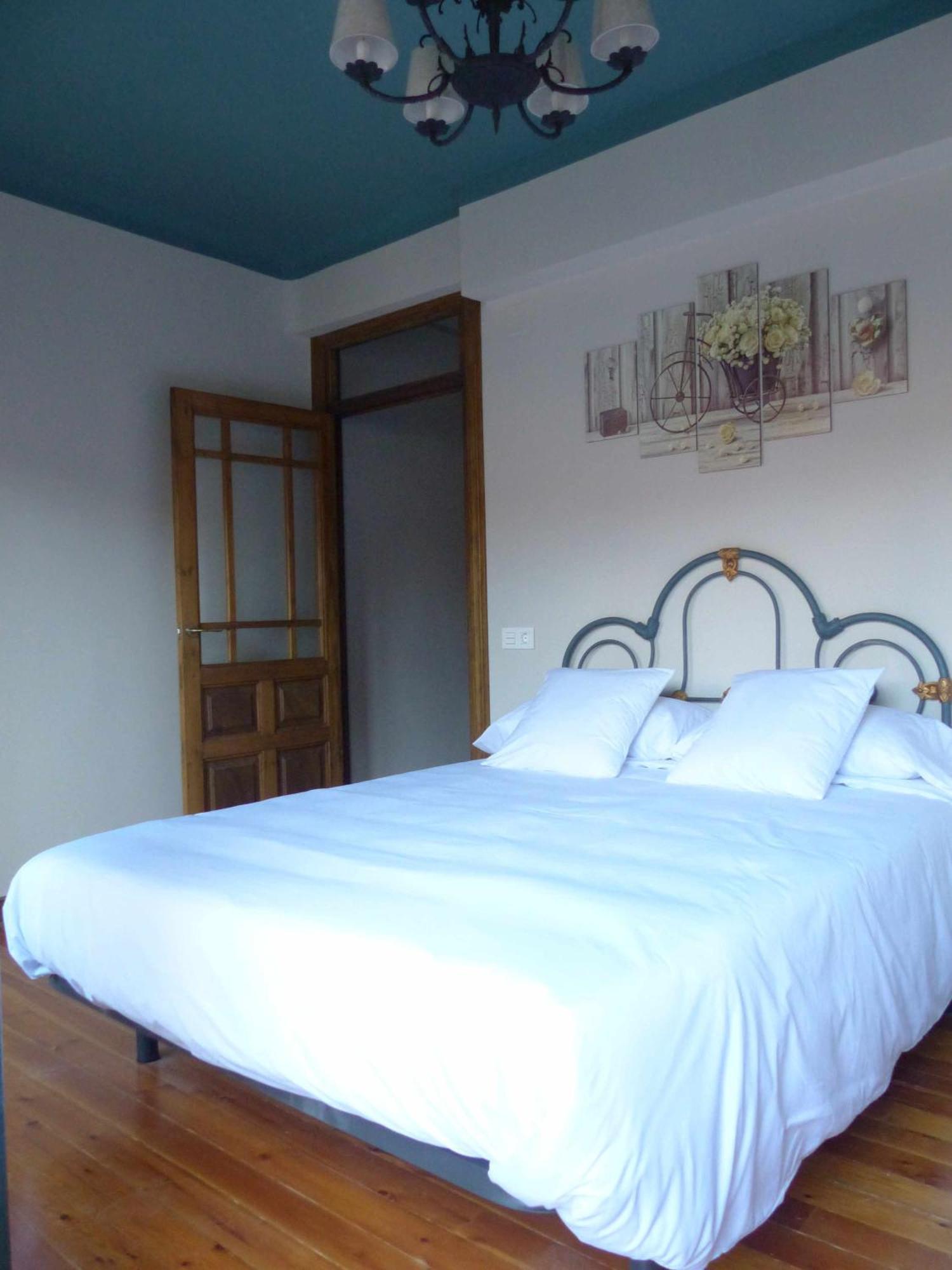 Abside de San Juan III Apartment Estella Bagian luar foto