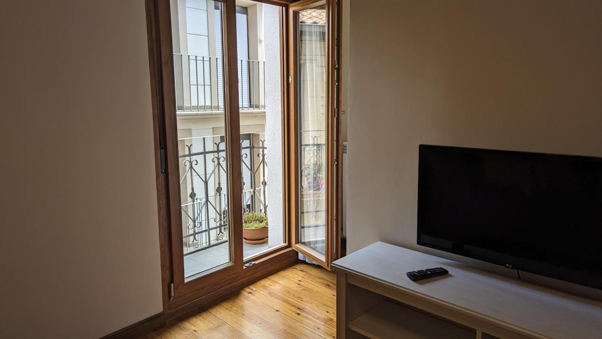 Abside de San Juan III Apartment Estella Bagian luar foto